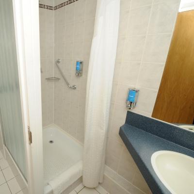 Express - - Ctr Riverside By Ihg
