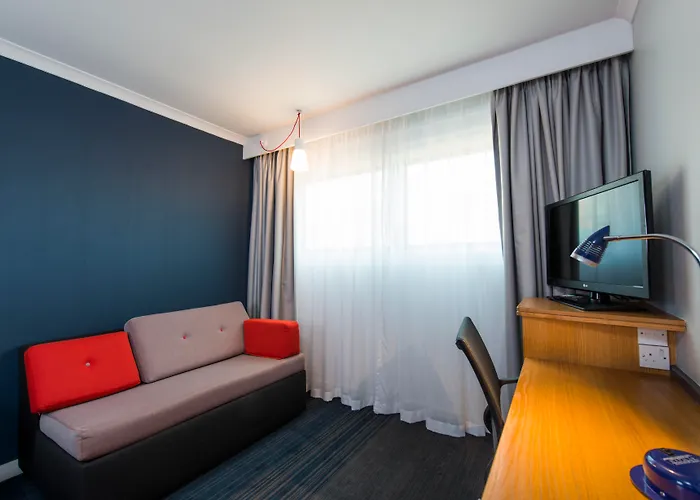 Holiday Inn Express - Glasgow - City Ctr Riverside By Ihg