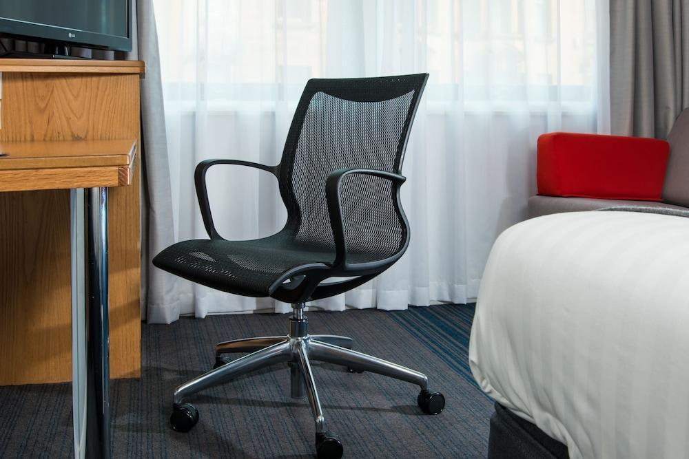 Express - - Ctr Riverside By Ihg Глазго