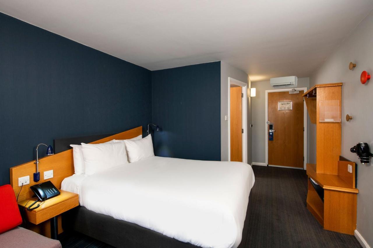 Отель Express - - Ctr Riverside By Ihg 3*